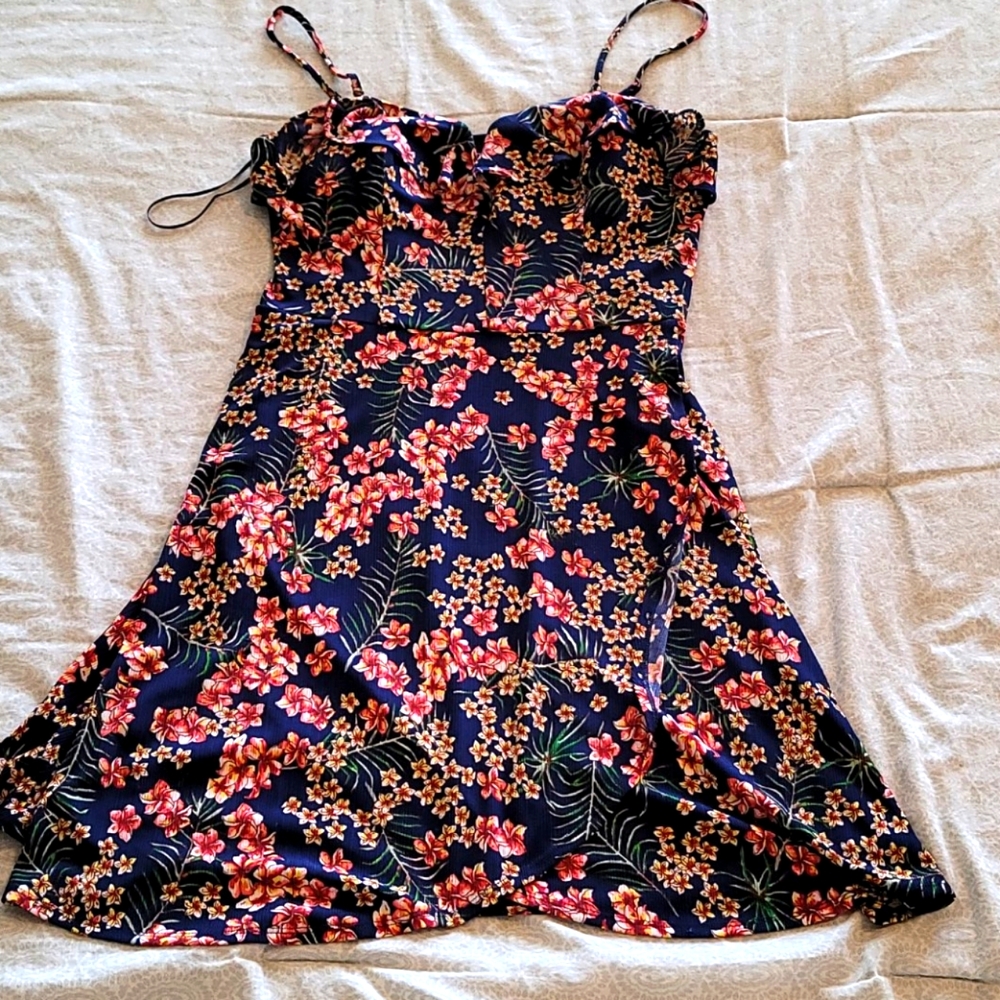 Floral mini dress - Picture 1 of 2